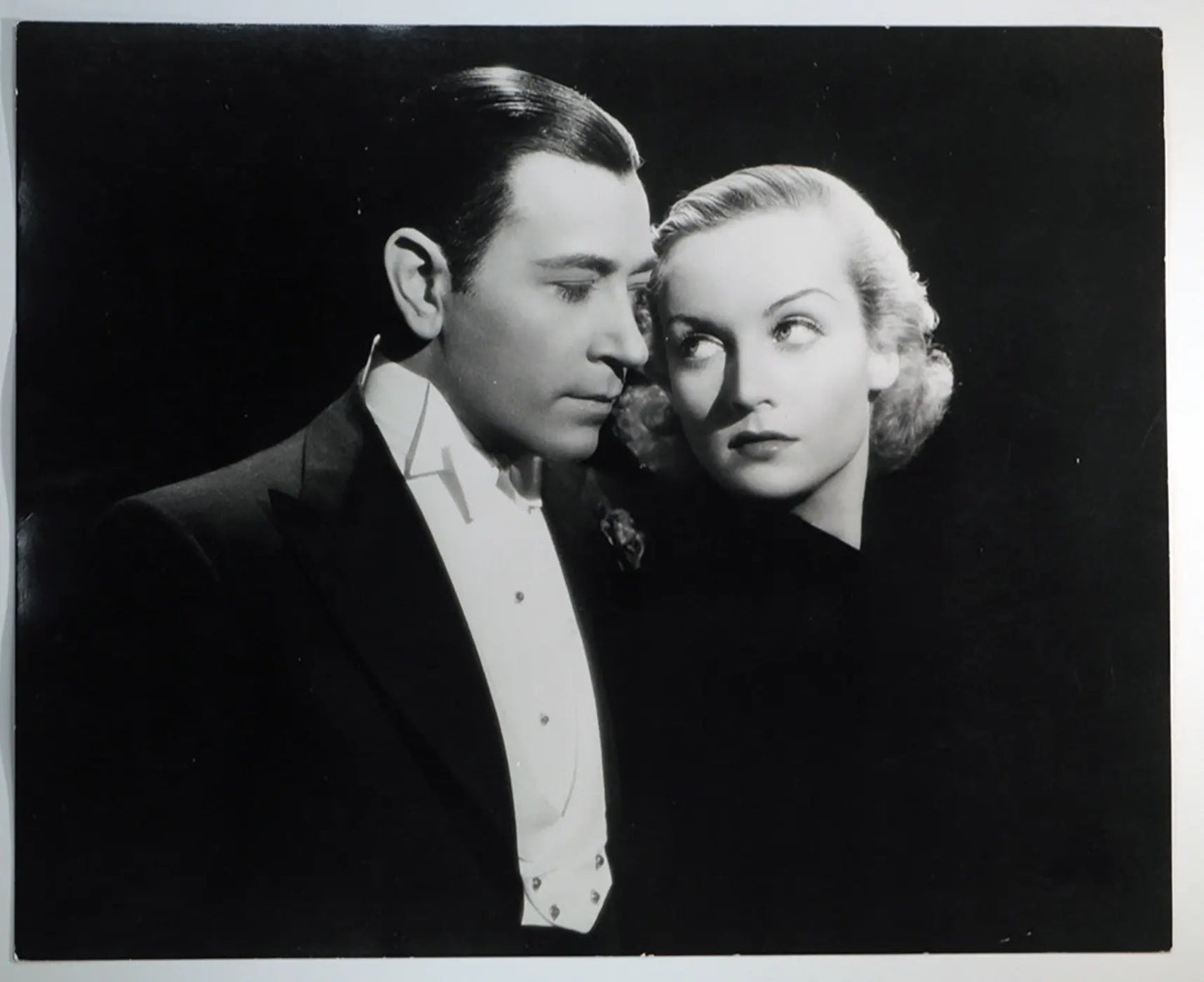 George Raft e Carol Lombard Ft 34885 - Stampa 30x24 cm - Farabola Stampa ai sali d'argento