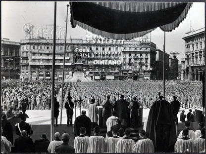 Decennale Liberazione Piazza Duomo 1955 Ft 2200 - Stampa 24x18 cm - Farabola Stampa ai sali d'argento