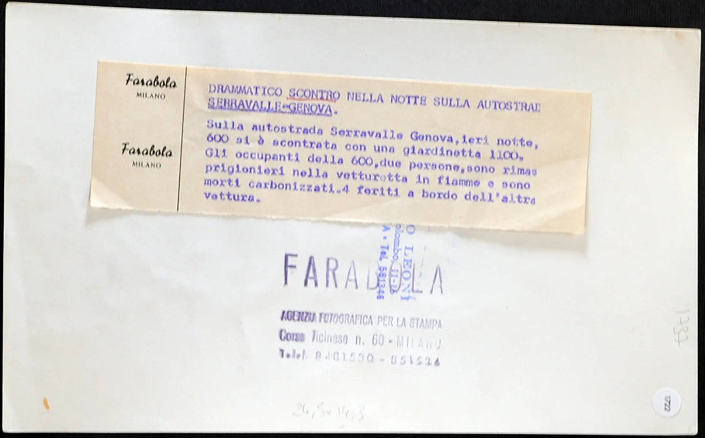 Genova Incidente auto anni 60 Ft 1722 - Stampa 24x14 cm - Farabola Stampa ai sali d'argento