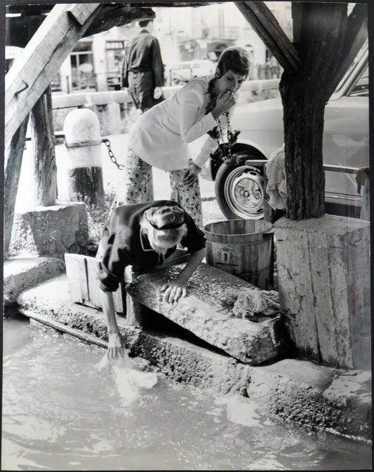 Loretta Goggi 1969 Ft 2213 - Stampa 21x27 cm - Farabola Stampa ai sali d'argento