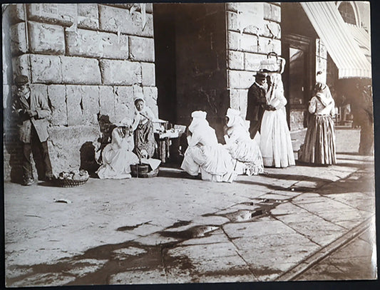 Venditrici di uova, Messina 1900 Ft 730 - Stampa 30x24 cm - Farabola Stampa ai sali d'argento
