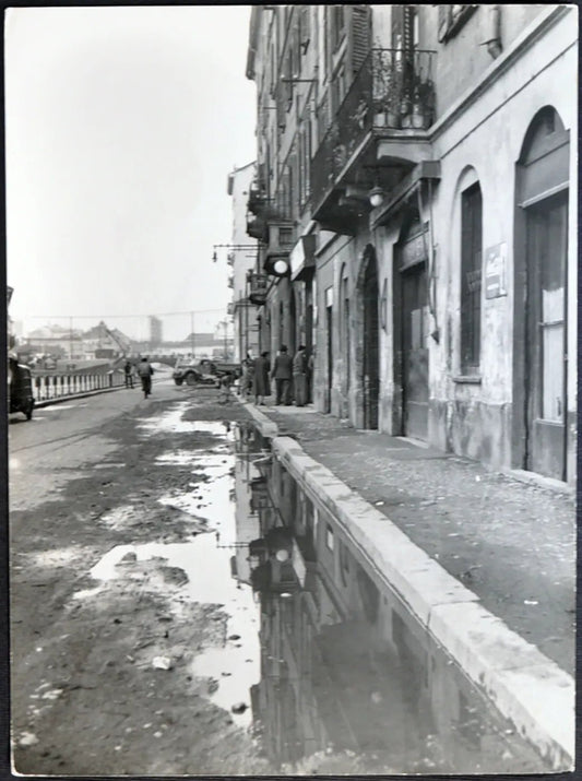 Alzaia Naviglio Grande Milano anni 60 Ft 1864 - Stampa 24x18 cm - Farabola Stampa ai sali d'argento