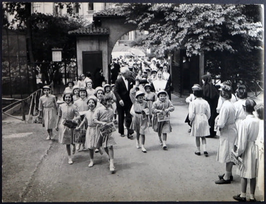 Festa degli orfani ai Giardini Milano 1958 Ft 1154 - Stampa 24x18 cm - Farabola Stampa ai sali d'argento