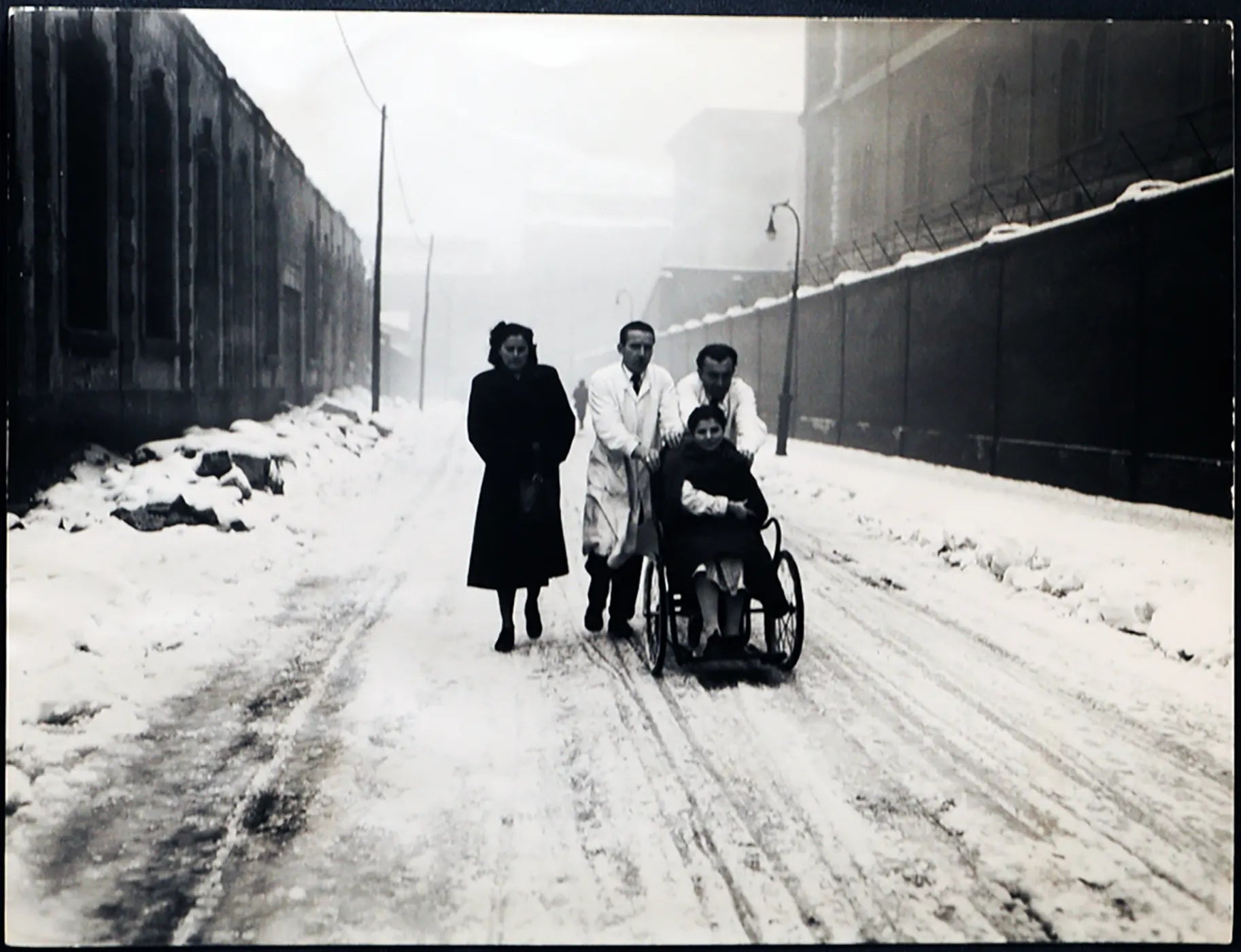 Ospedale di via Pace Milano 1949 Ft 1530 - Stampa 24x18 cm - Farabola Stampa ai sali d'argento