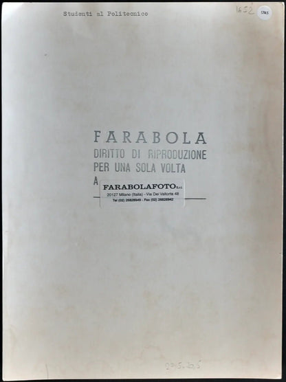 Studenti Politecnico Milano anni 70 Ft 1745 - Stampa 21x27 cm - Farabola Stampa ai sali d'argento