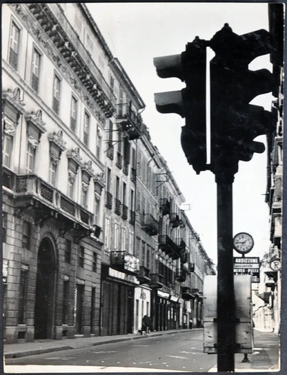 Via Montenapoleone Milano anni 60 Ft 1861 - Stampa 24x18 cm - Farabola Stampa ai sali d'argento