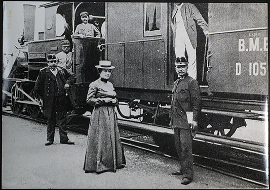 Prima capostazione donna in Europa 1902 Ft 746 - Stampa 30x24 cm - Farabola Stampa ai sali d'argento