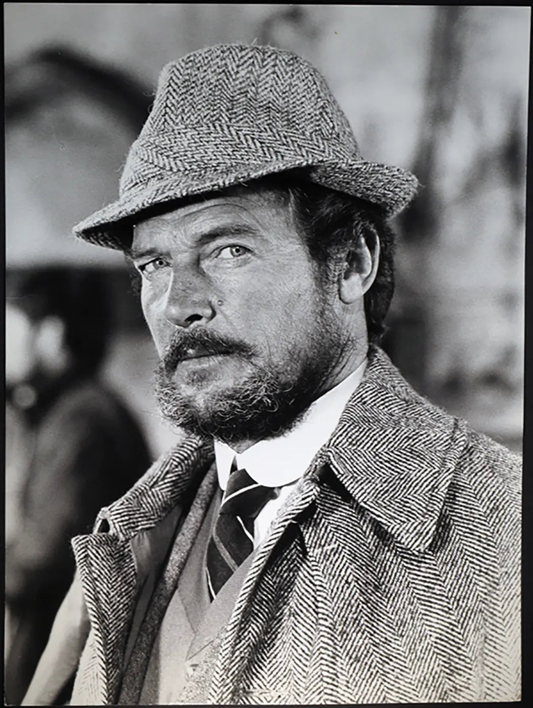 Roger Moore Film Sherlock Holmes a NY Ft 629 - Stampa 27x37 cm - Farabola Stampa ai sali d'argento