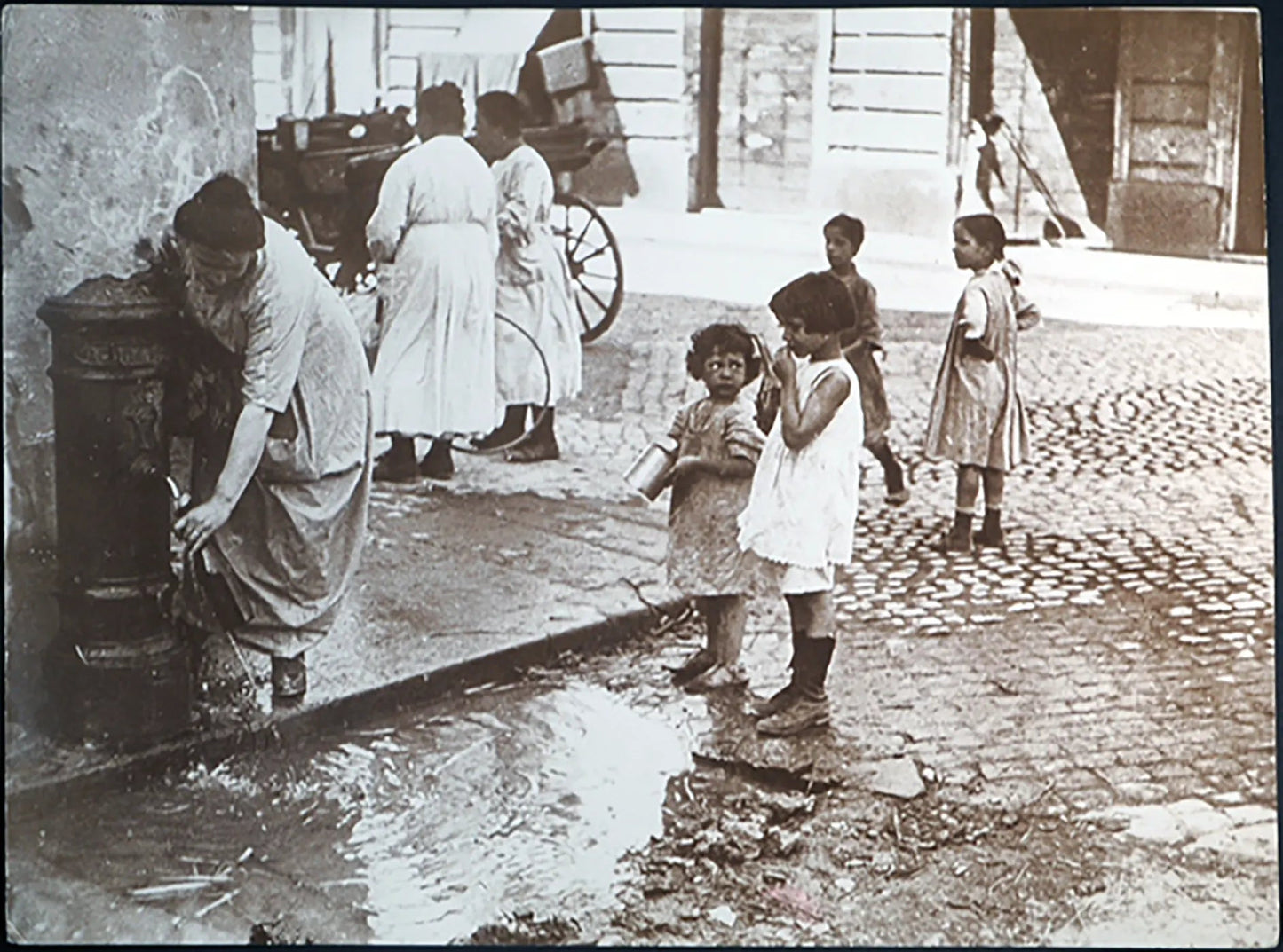 Fontanella primi Novecento a Roma Ft 524 - Stampa 30x24 cm - Farabola Stampa ai sali d'argento