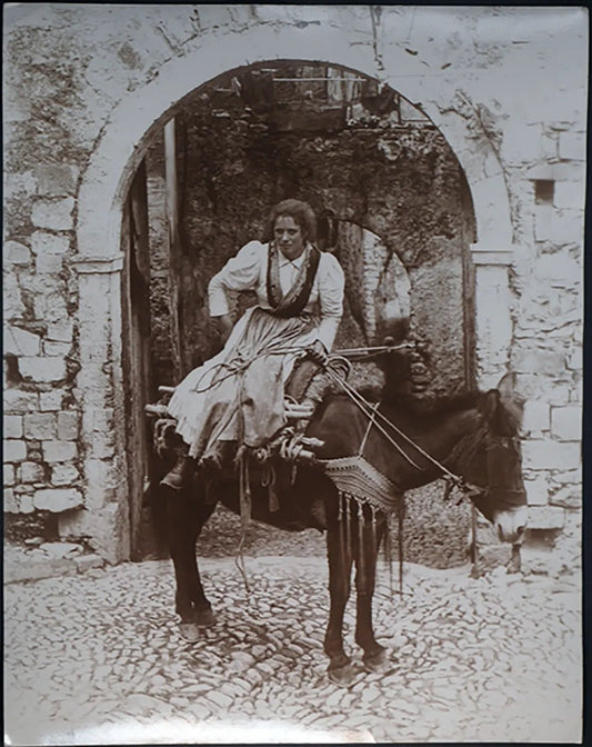 Sanremo Contadina con mulo 1900 Ft 581 - Stampa 30x24 cm - Farabola Stampa ai sali d'argento